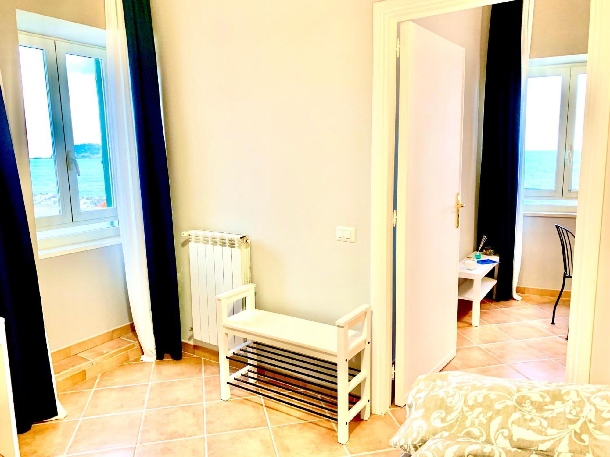 Bed and Breakfast Artis Mare Поццуолі Екстер'єр фото